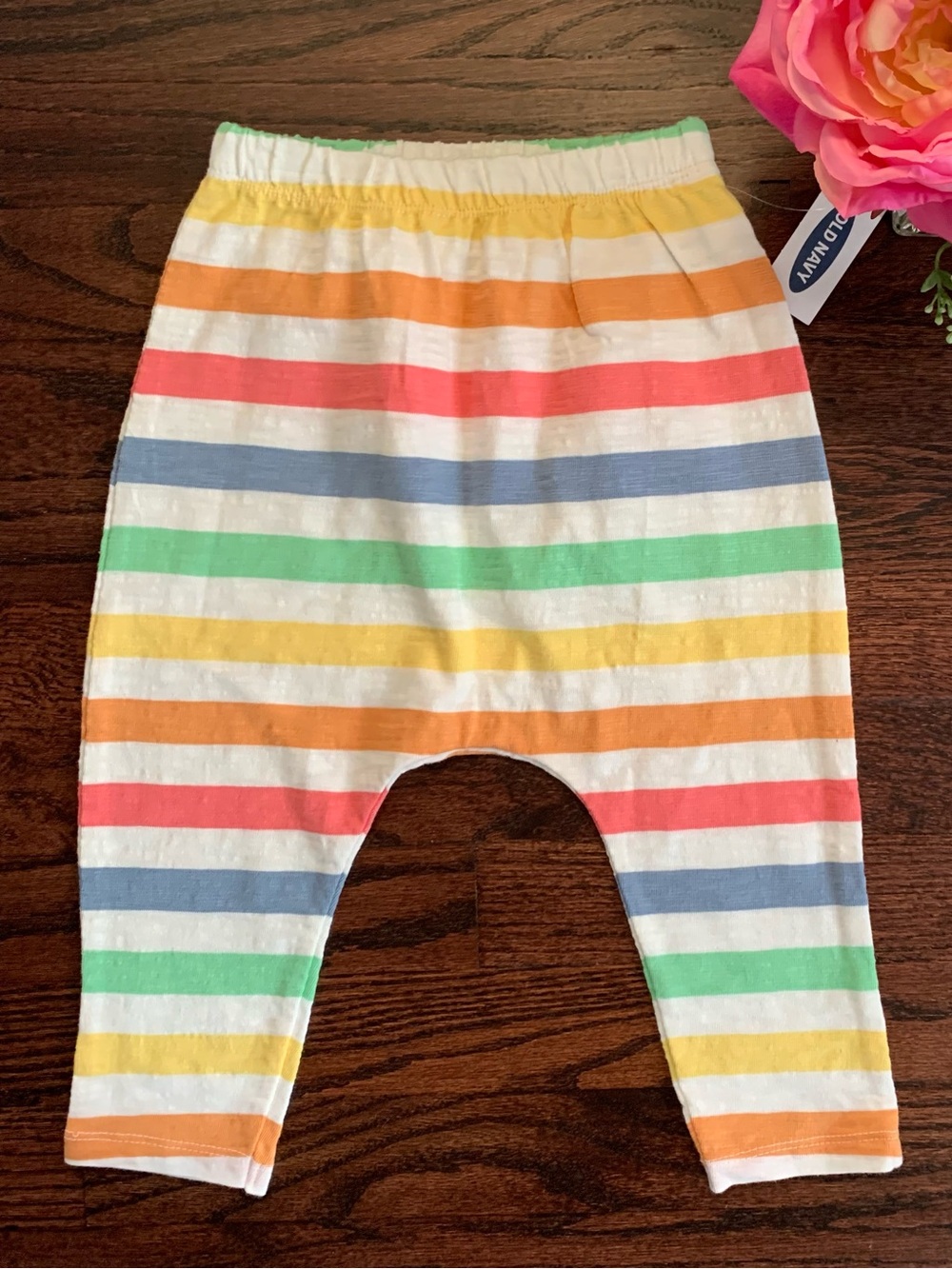 NWT pastel striped Old Navy cotton pants in size 18-24mo